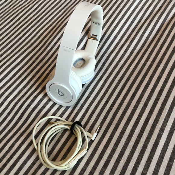 BEATS SOLO HD - Picture 7 of 16